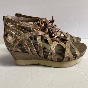 OTBT womens sandals